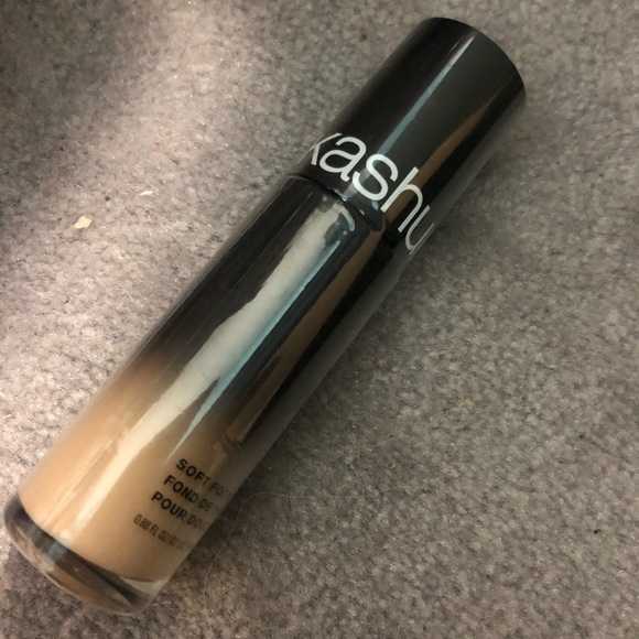 Sonia Kashuk Soft Focused Foundation in Bisque - Picture 2 of 3